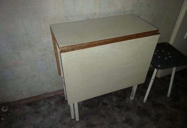 Подставки, тумбы, шкафы