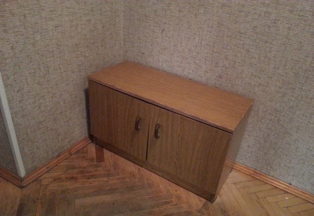 Подставки, тумбы, шкафы