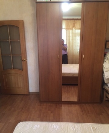 Спальная мебель (кровать, шкаф, комод, матрас)