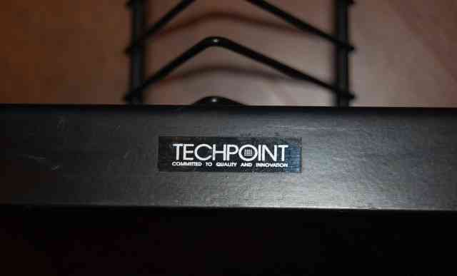 Подставка под CD/DVD TechPoint б/у