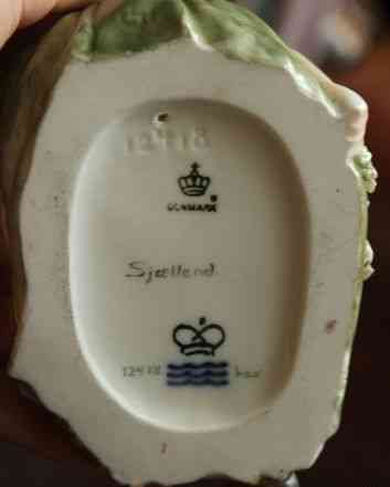 Статуэтка Royal Copenhagen Sjaelland Girl